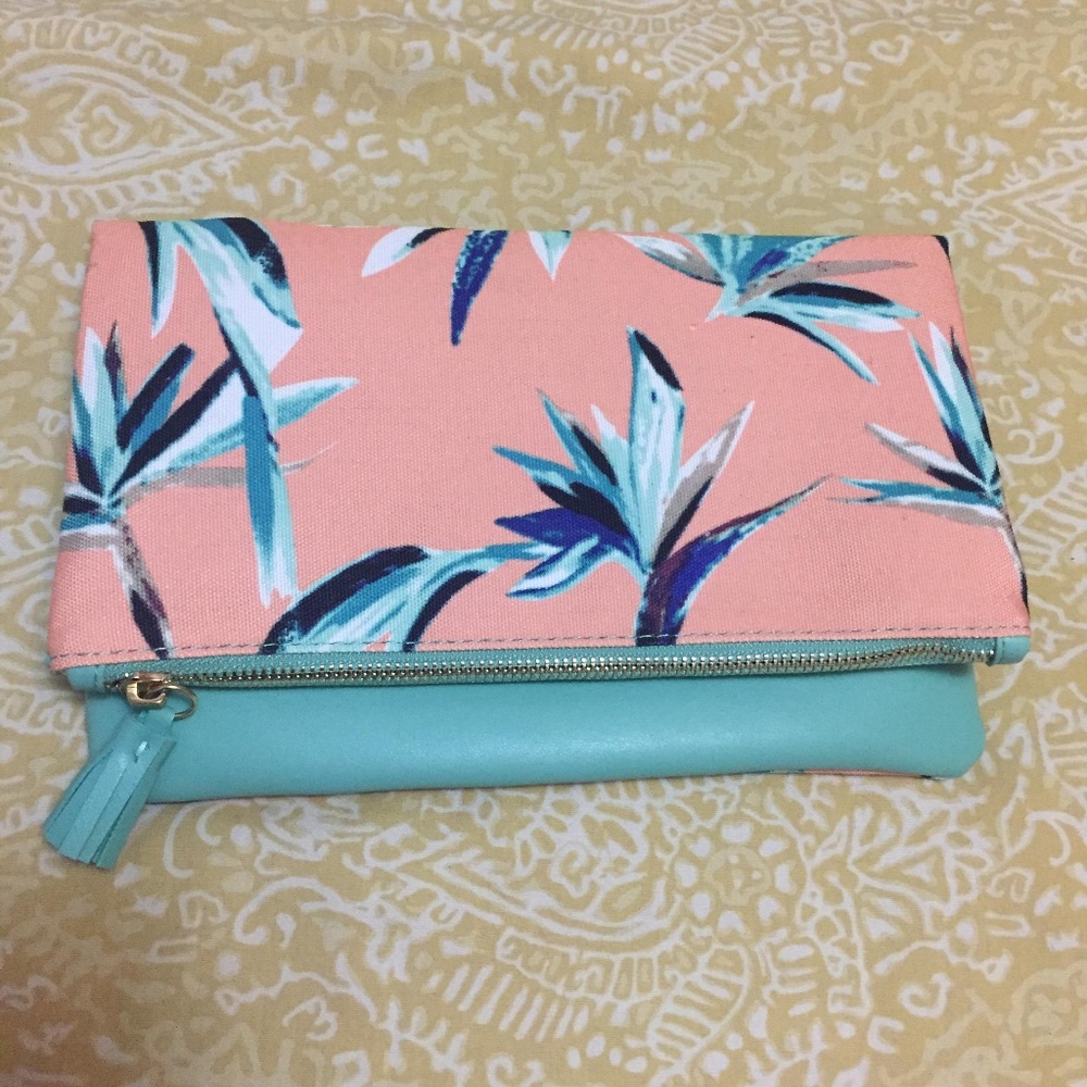 Clutch purse